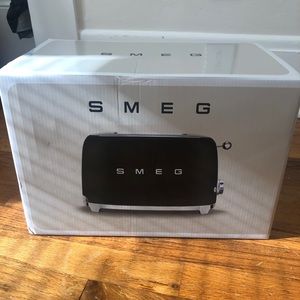 Brand New Black Smeg Toaster